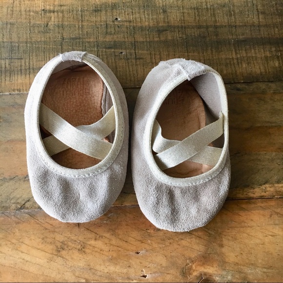 ⭐️Baby Zara⭐️Ballet Slippers with Criss Cross - Picture 1 of 1